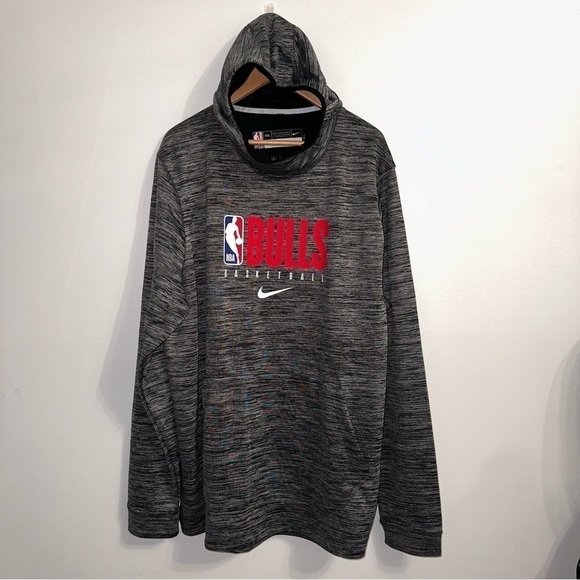 Nike Chicago Bulls Showtime Hoodie Gray Men’s Size XXLT TALL PLAYER ISSUED RARE! - Picture 1 of 8